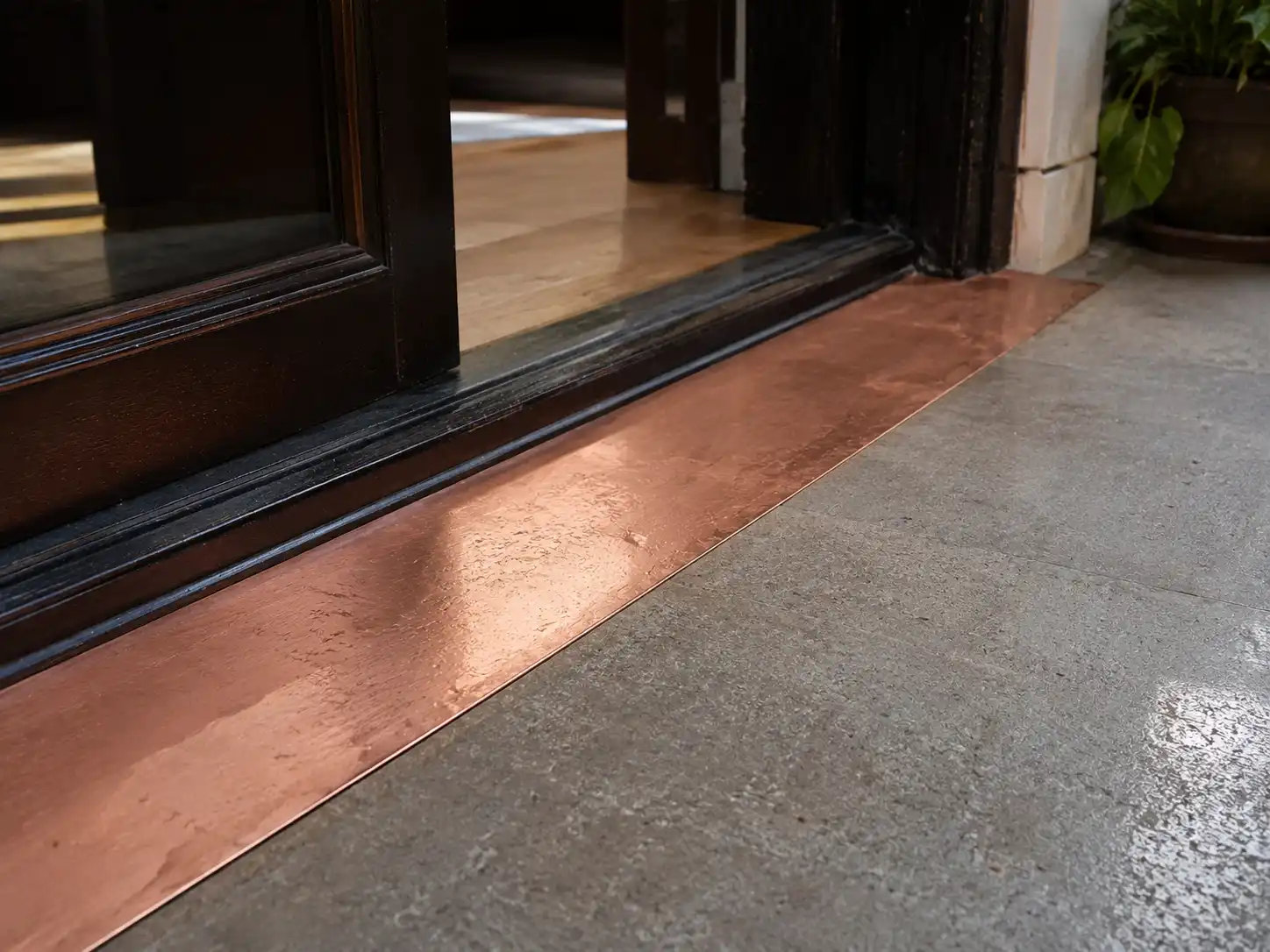Copper Threshold Energy Strip